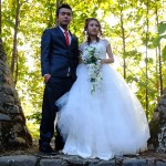 Ślubna sesja w lesie